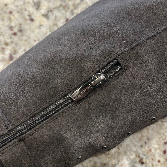 BNWOB Vince Camuto Dark Grey Suede Over The Knee Boots Size 8 - Picture 7 of 9